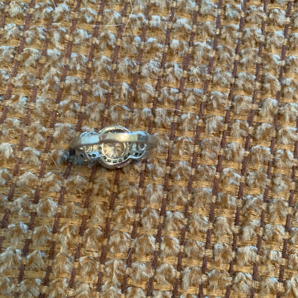 Ring - Picture 5 of 7